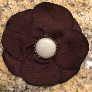 Anthropologie brow floral hair clip